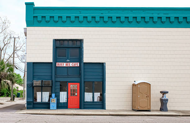 Best Portable toilet rental cost  in Twin Lakes, VA